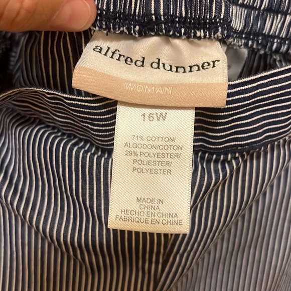 EUC Slacks - Picture 2 of 2